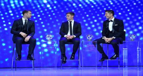 ليفاندوفسكي لاعب الموسم في أوروبا.. وبايرن يكتسح الجوائز الفردية